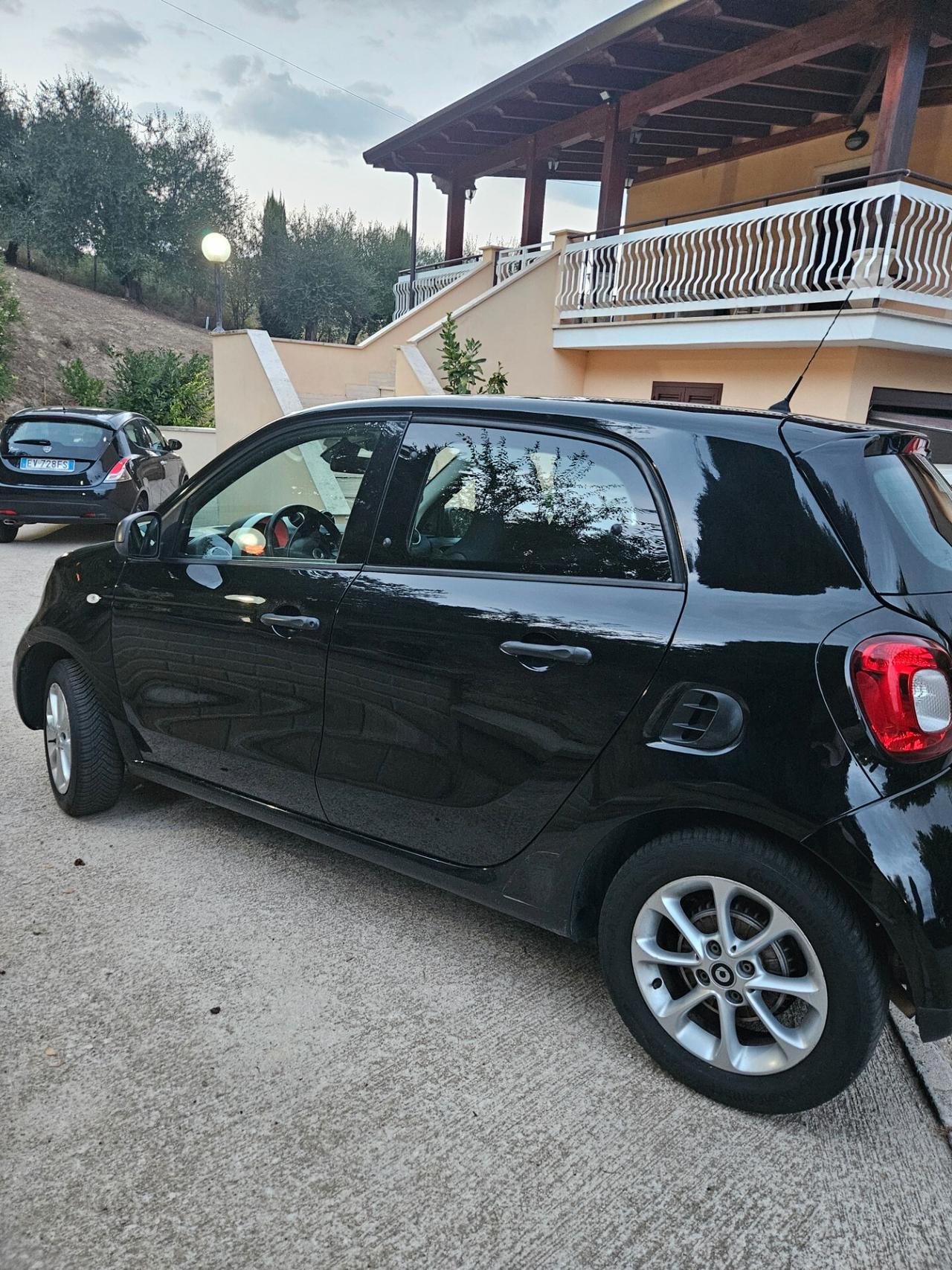 Smart ForFour SI PERMUTE ok neopatentati