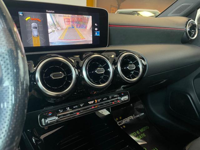 MERCEDES-BENZ A 180 Aut. Premium AMG *TETTO*LUCI PACK