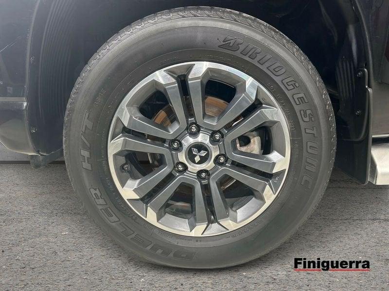 Mitsubishi L200 L200 2.3 D Club Cab 4x4 Super Select Intense