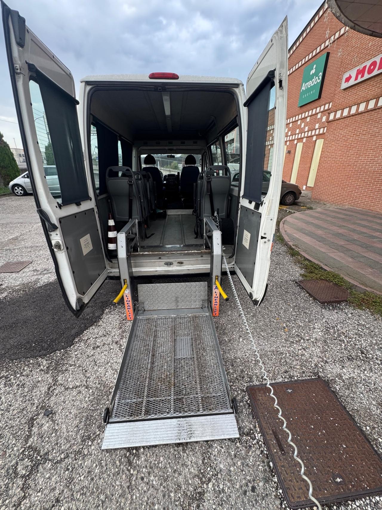 Fiat Ducato 9 posti Disabili