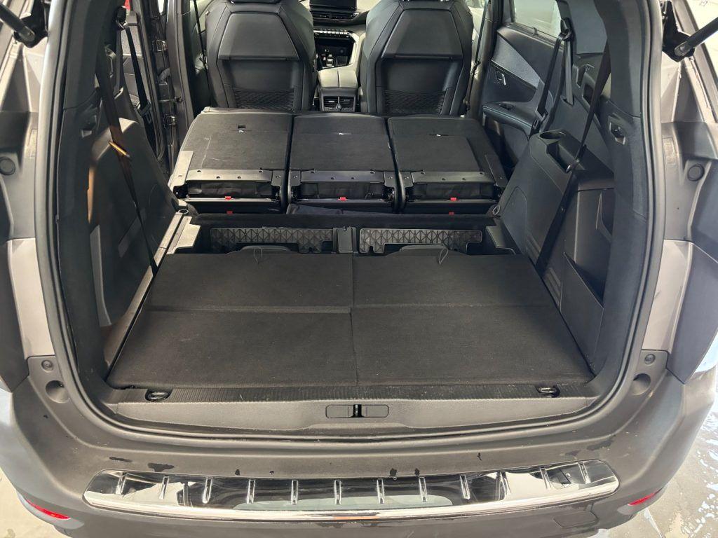 Peugeot 5008 7 Posti EAT8 Allure Pack 1.5 Diesel