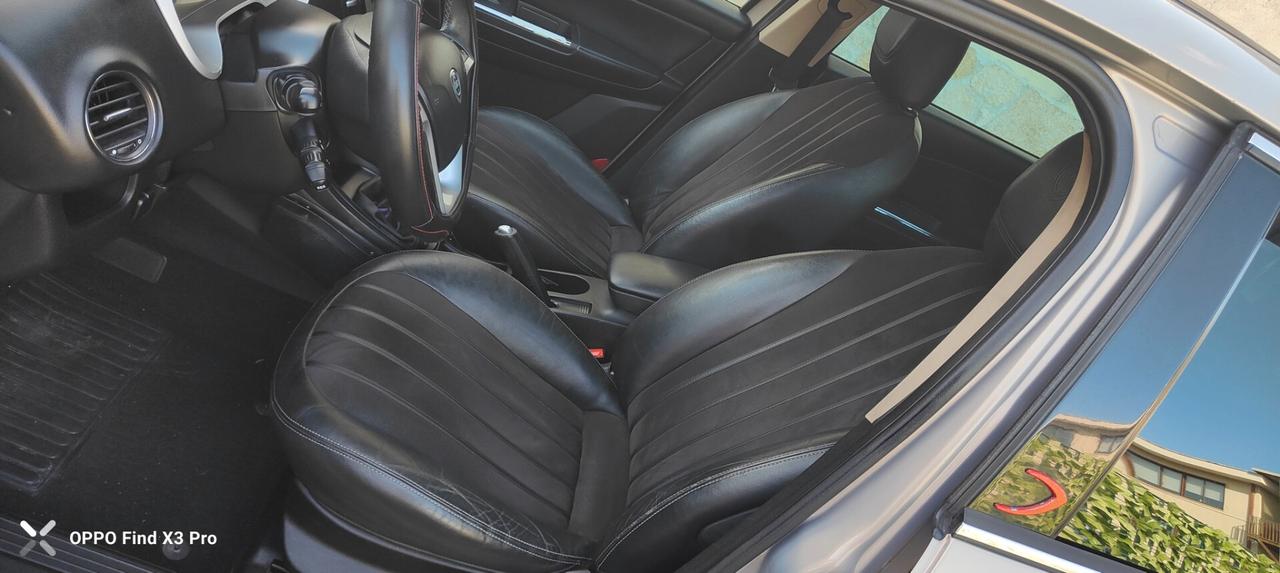 Lancia Delta 1.6 MJT DPF 105 CV Gold