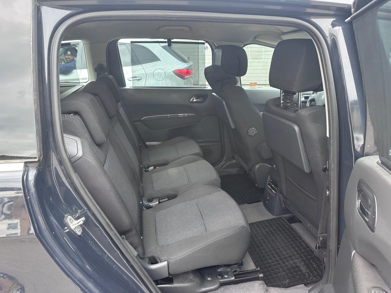 Peugeot 5008 2.0 HDi 150CV Business 7 posti