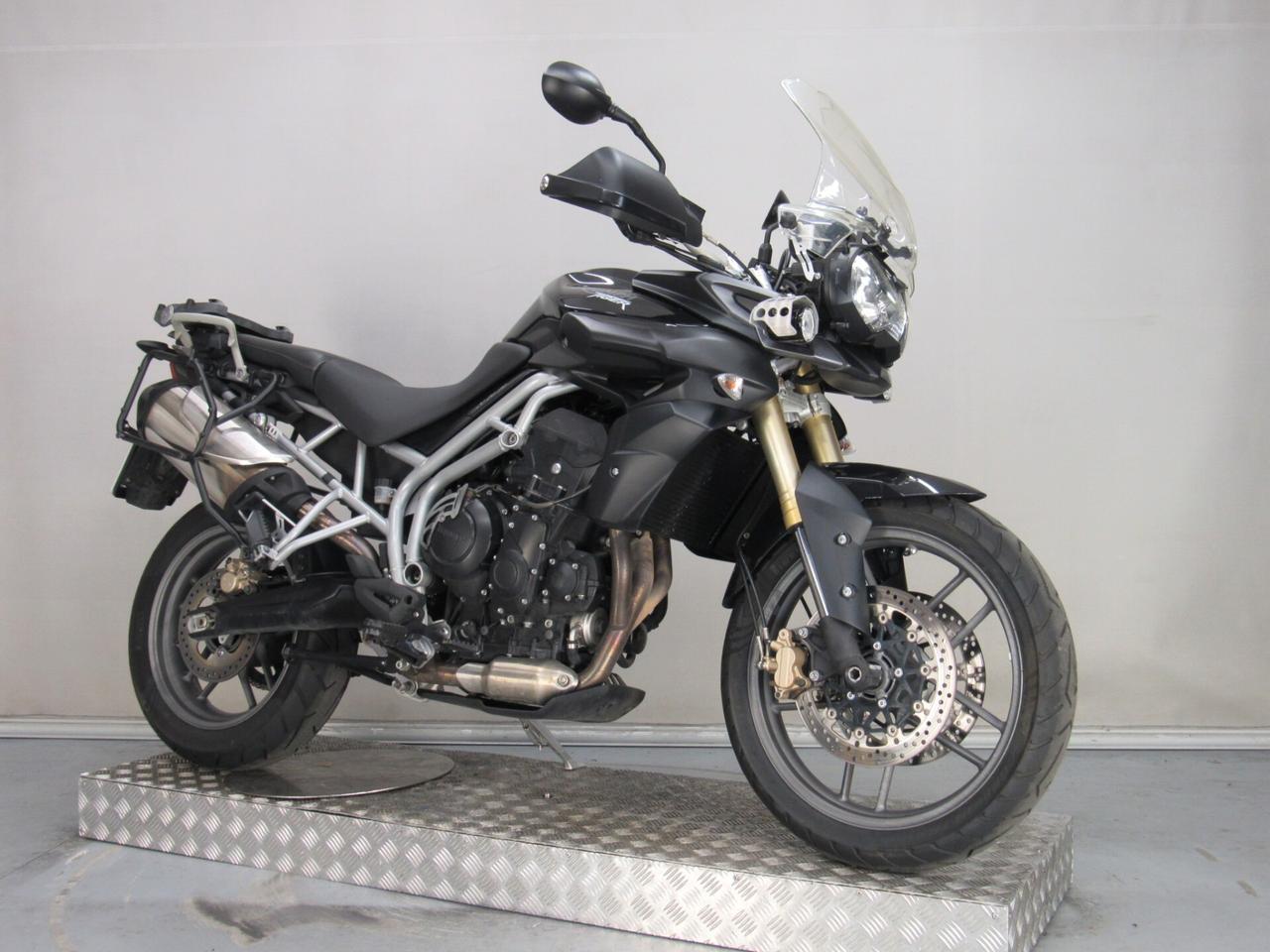 Triumph Tiger 800