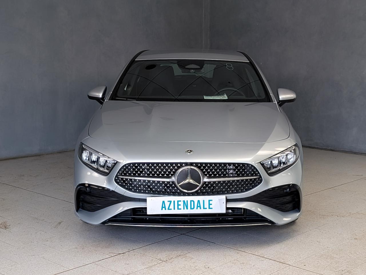 Mercedes-Benz classe a - w177 a 180 premium amg line auto 180 Automatic Premium AMG Line