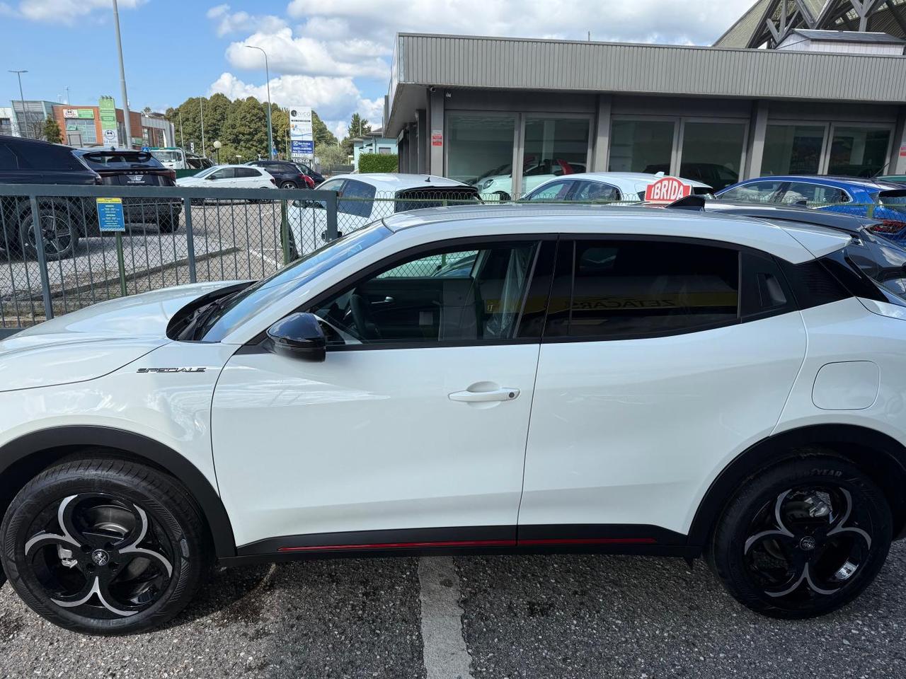 Alfa Romeo Junior 1.2 ibrida Speciale 145cv edct6