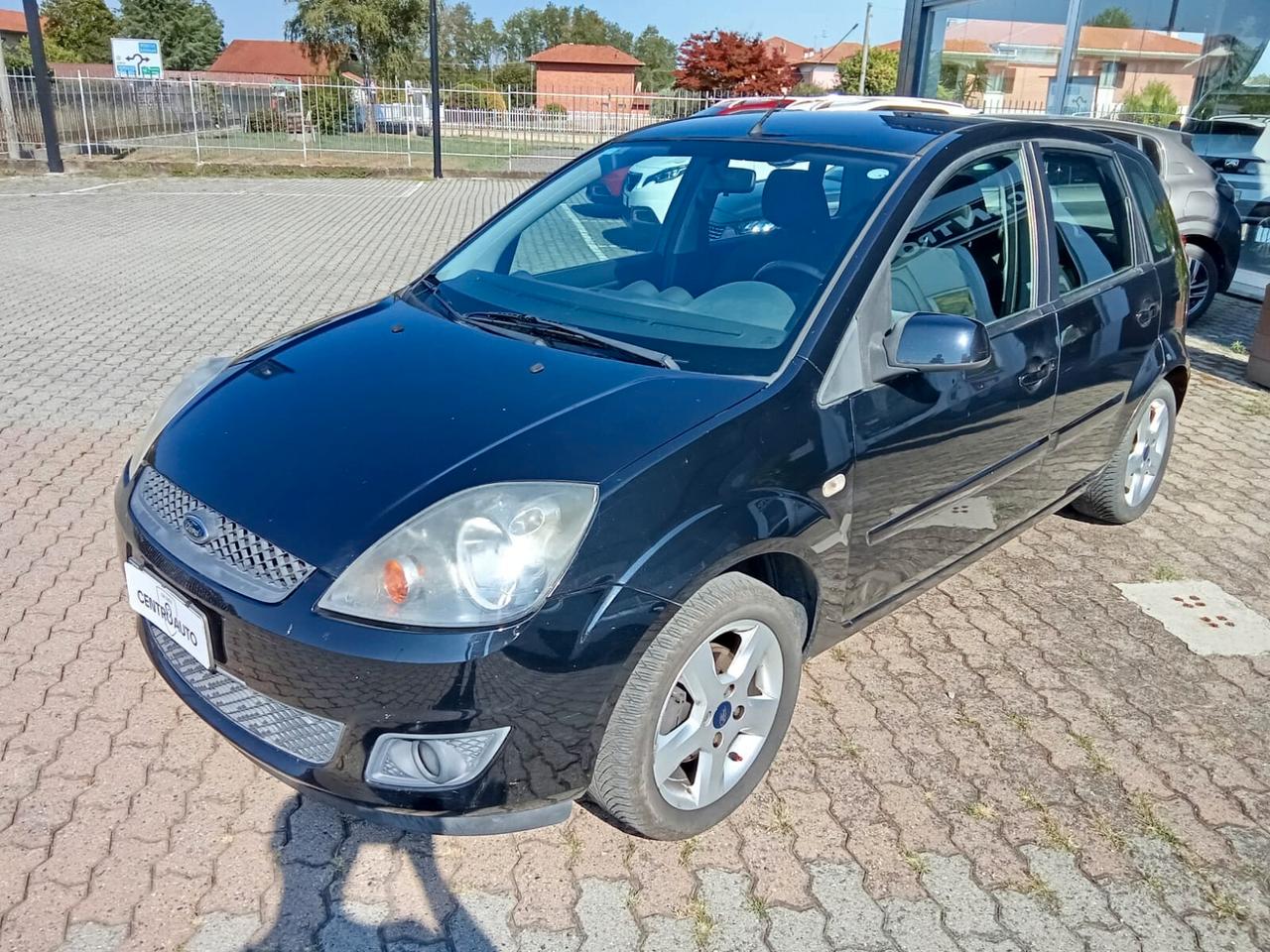 Ford Fiesta 1.2 16V 5p. Titanium