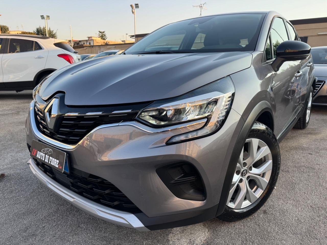 Renault Captur 1.0 TCe GPL DI SERIE Intens NAVI