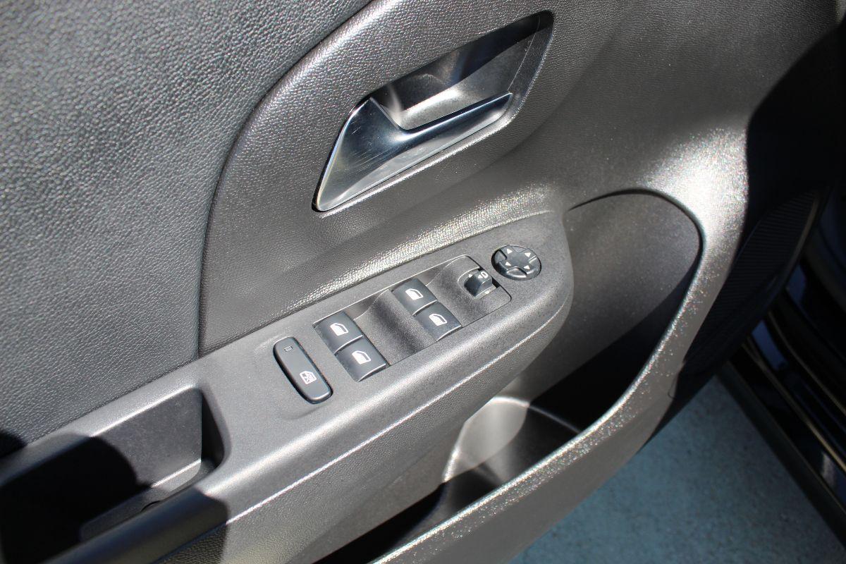 OPEL - Corsa - 1.5 D 100 CV Design & Tech