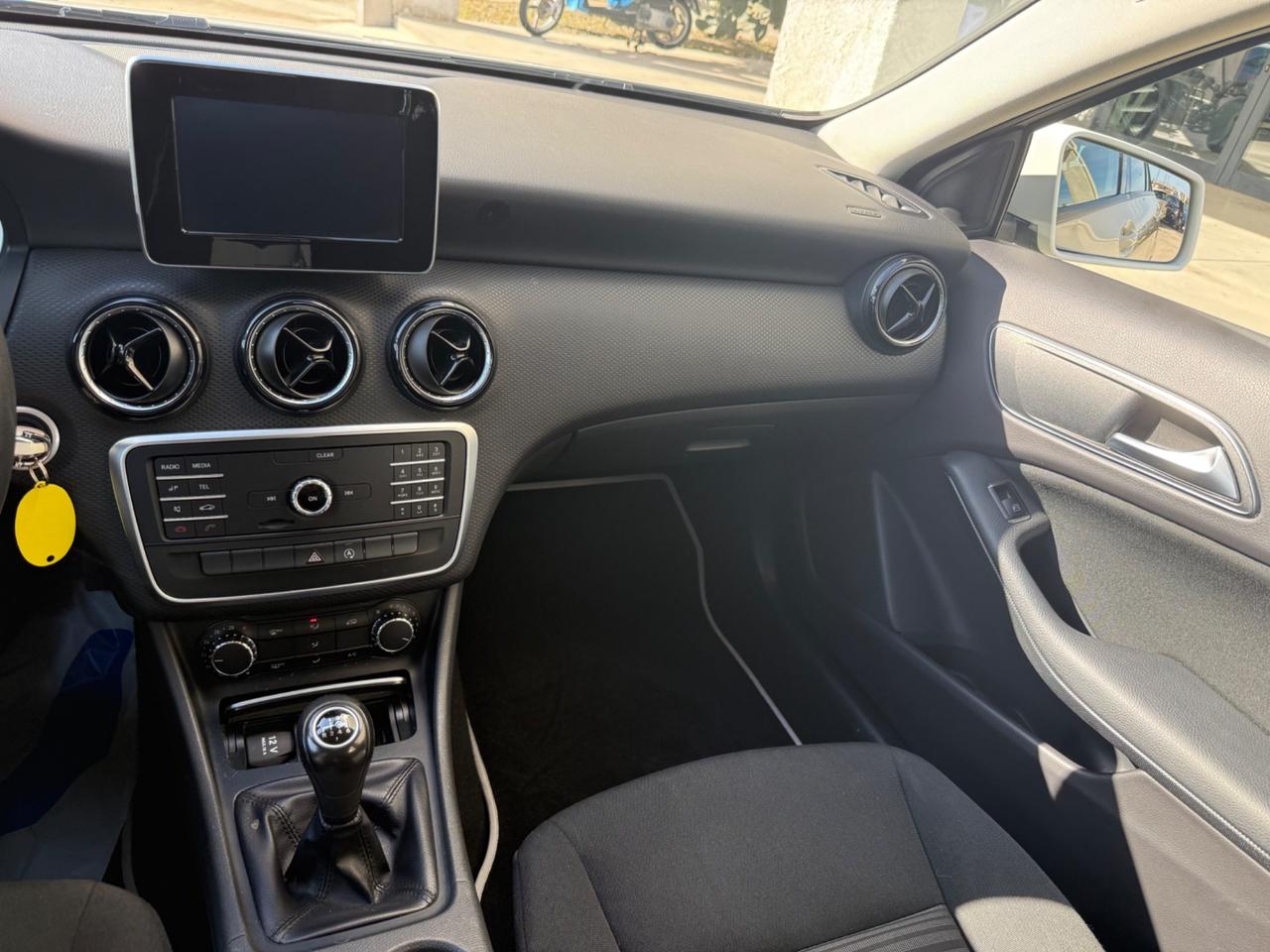 Mercedes-benz A 180 d Business