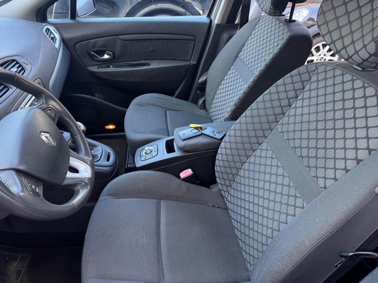 Renault Scenic Scénic X-Mod 1.5 dCi 110CV Dynamique