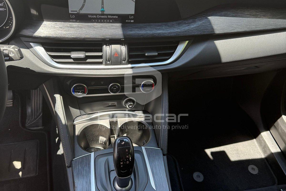 ALFA ROMEO Stelvio 2.2 Turbodiesel 190 CV AT8 Q4 Business
