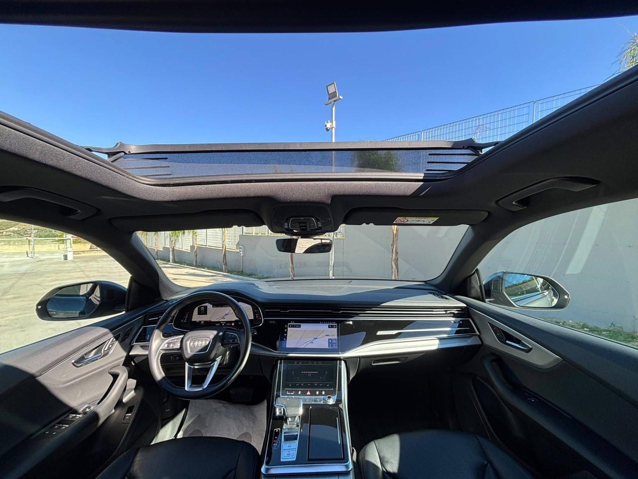 Audi Q8 SUV S line edition