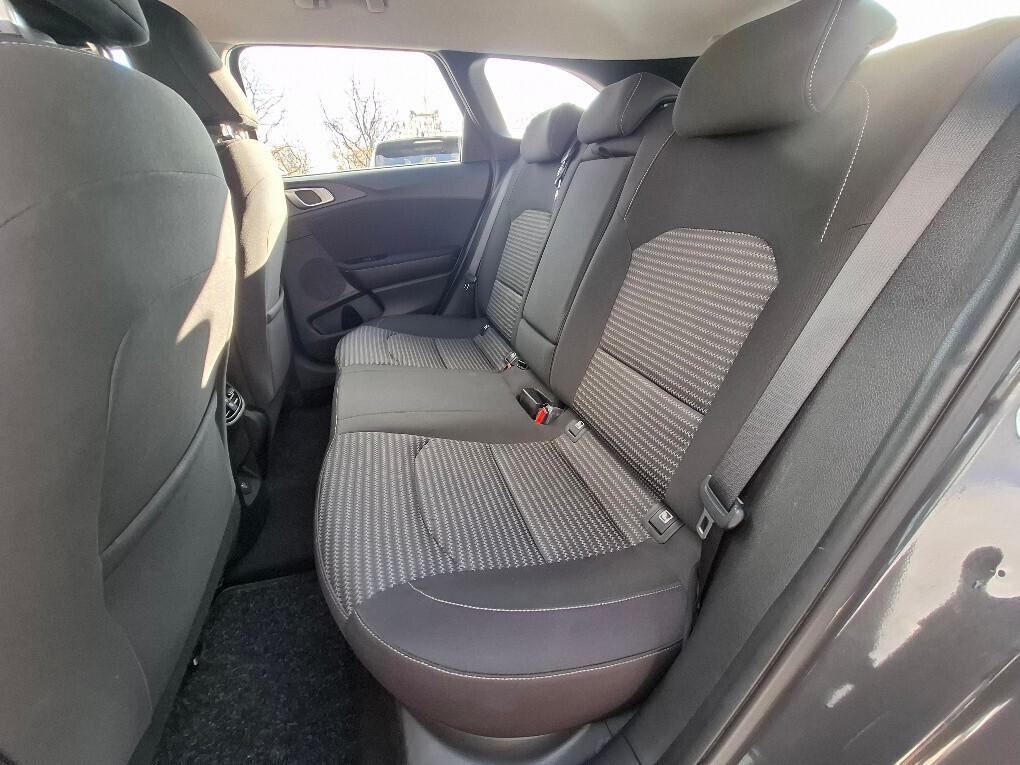 Kia Ceed 1.6 CRDi 136 CV MHEV DCT SW Business