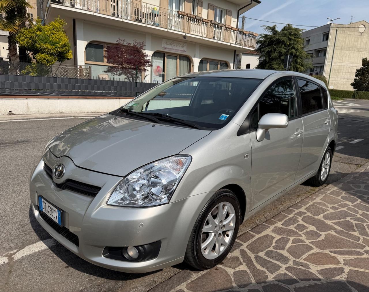 Toyota Corolla Verso 1.6 16V Now