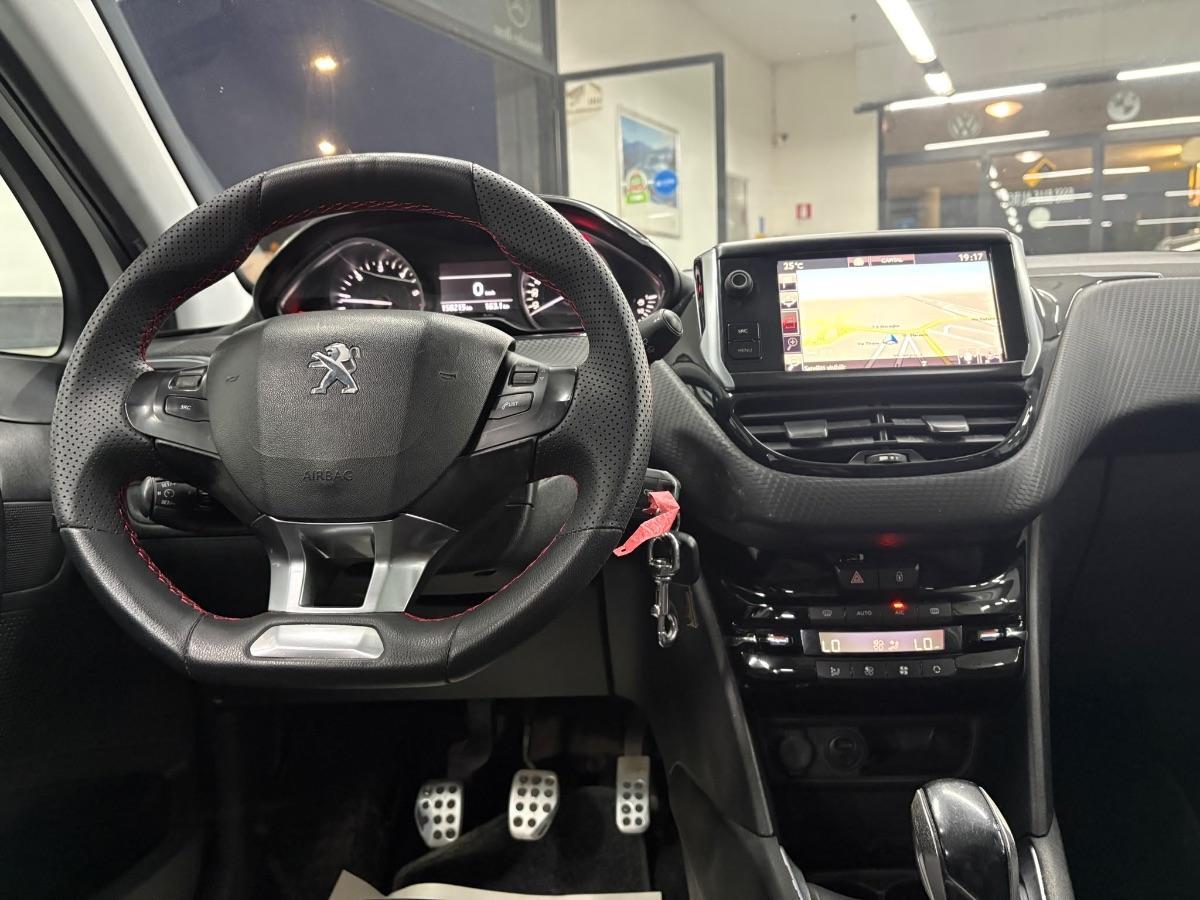 PEUGEOT 208 1.6 BlueHDi 100CV GT Line UNICO PROP/ TETTO/ NAVIGATORE/ RETROCAMERA