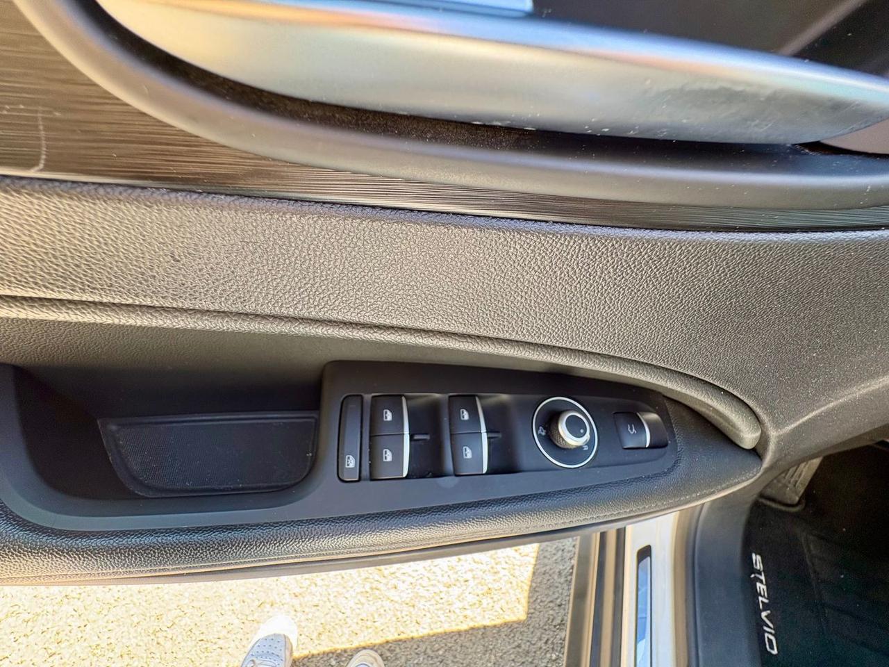 Alfa Romeo Stelvio Executive 2.2 #10521