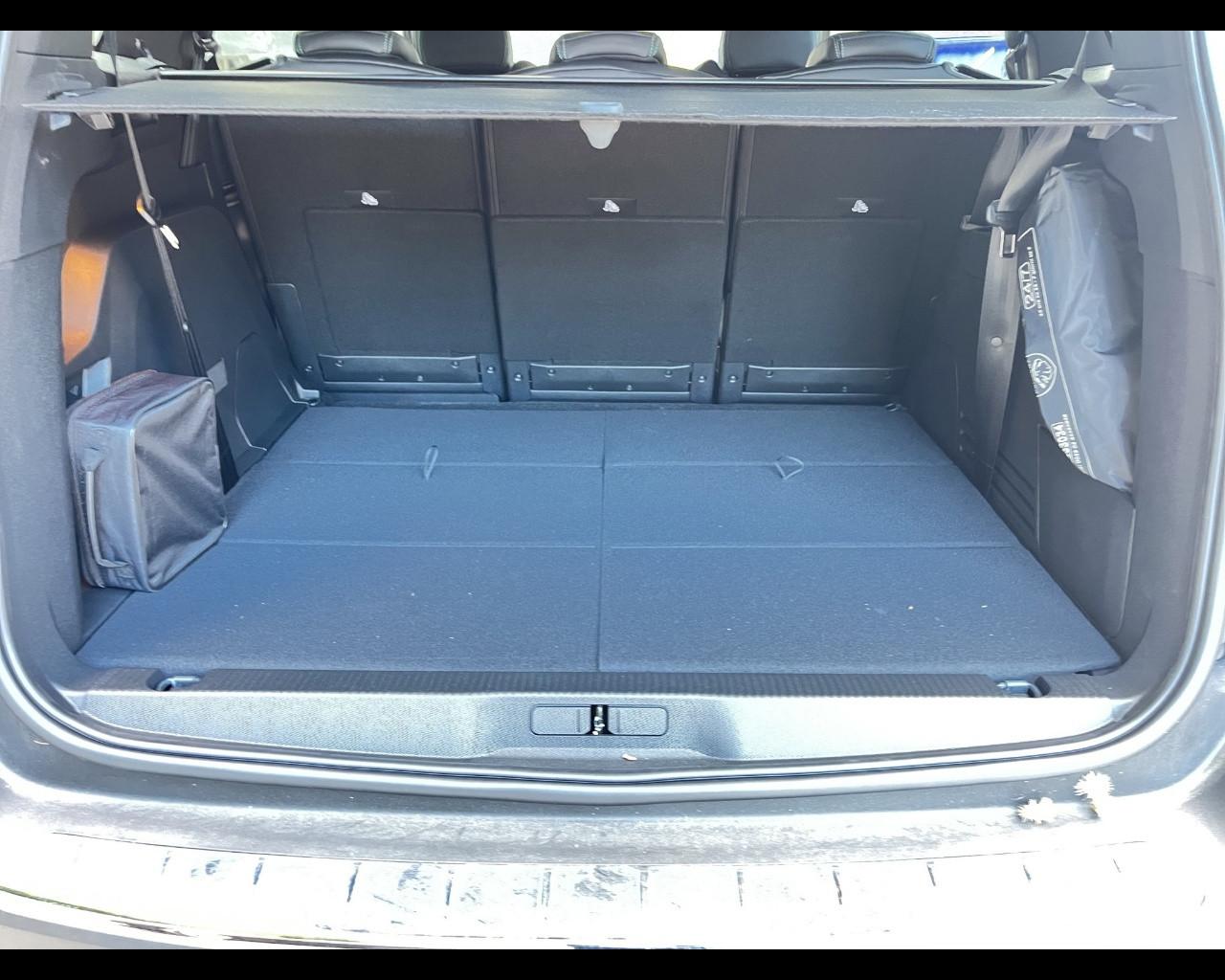 PEUGEOT 5008 BlueHDi 130 S&S EAT8 ALLURE PACK