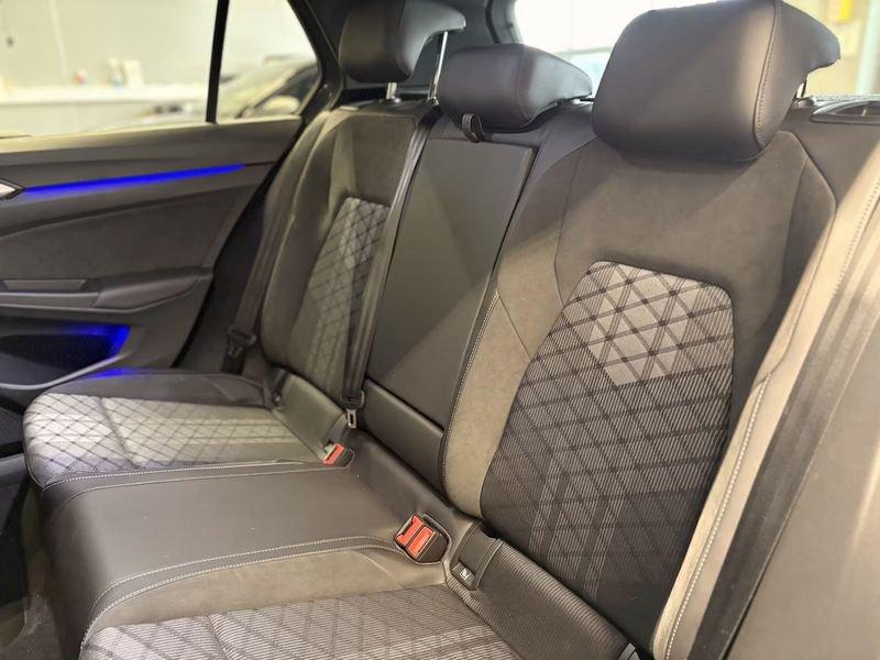 Volkswagen Golf 1.5 TSI ACT 110kW R-LINE LED NAVI CAMERA