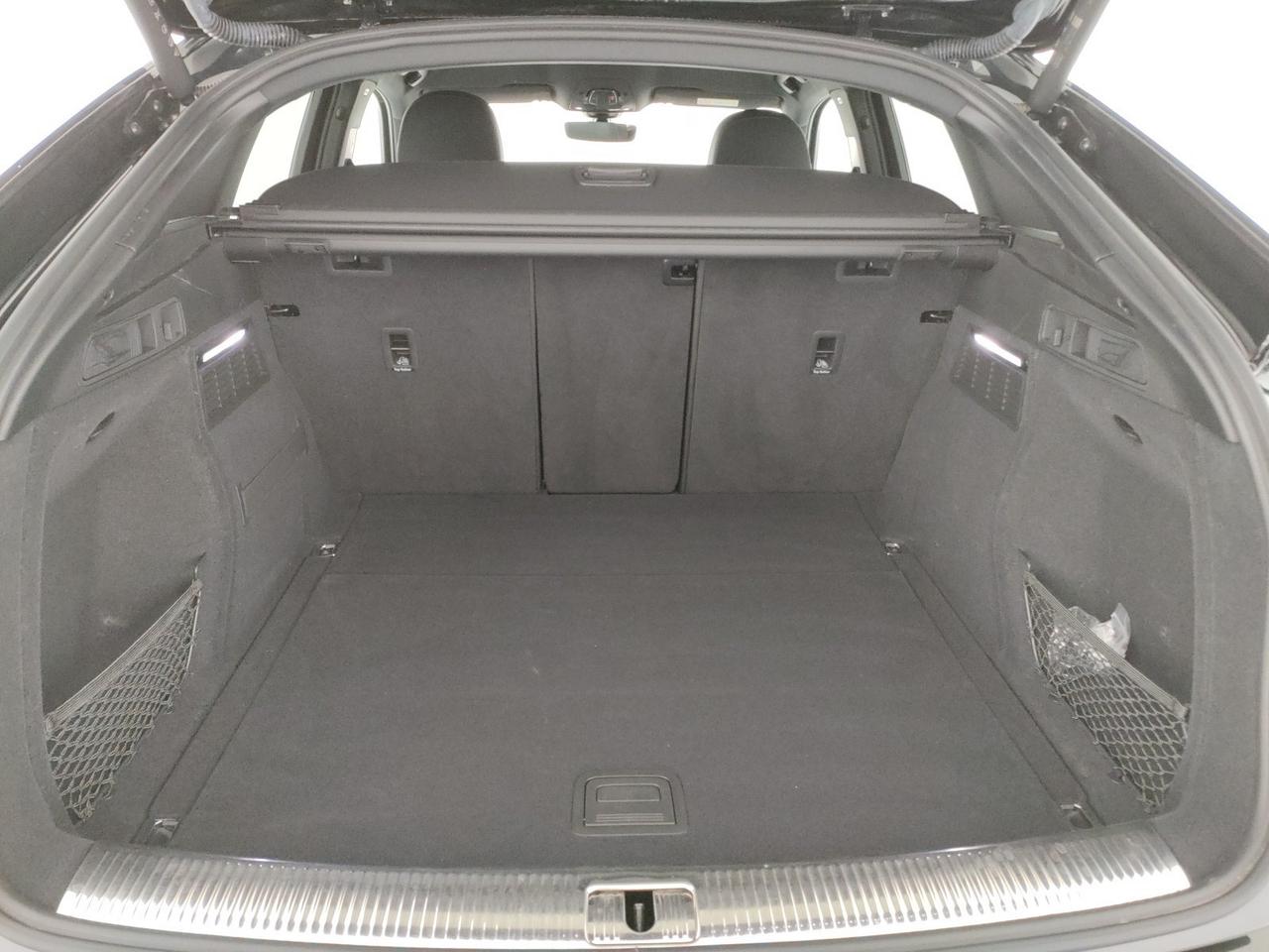 Audi Q5 sportback 40 2.0 tdi mhev 12v identity black quattro s-tronic