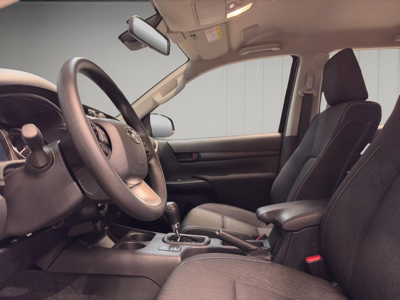 Toyota Hilux 2.4 d-4d double cab Comfort auto