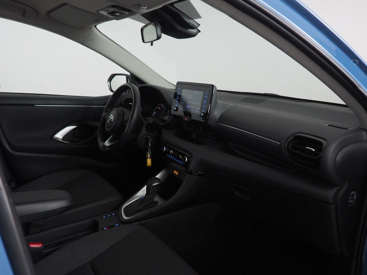 TOYOTA Yaris IV 2020 - Yaris 1.5h Active