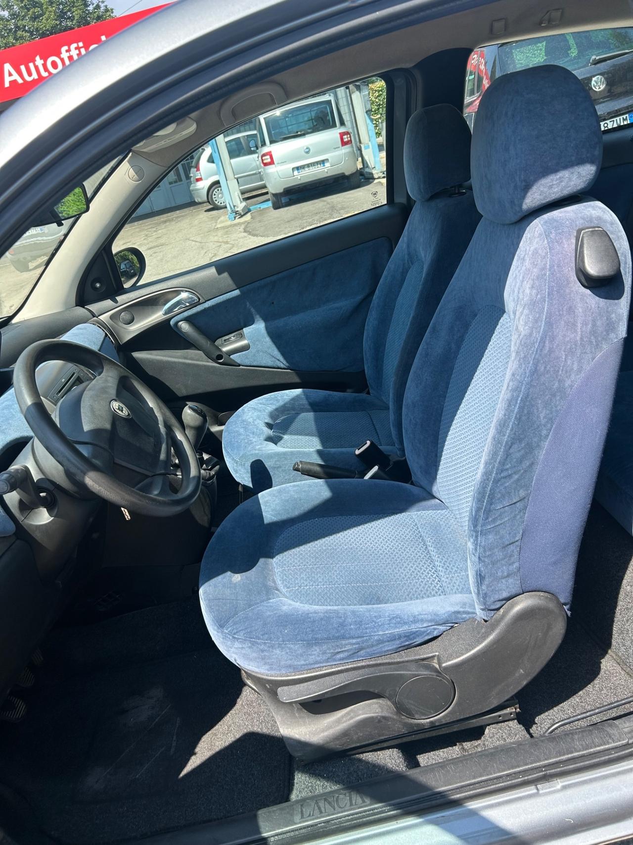 Lancia Ypsilon 1.3 Multijet 16V Argento
