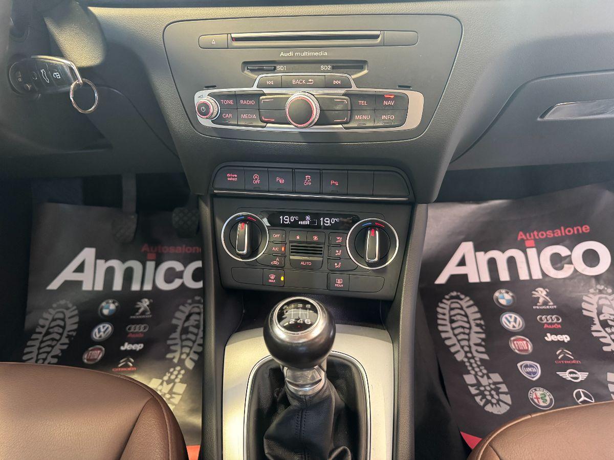 AUDI Q3 2.0 TDI 120 CV Sport 120.000 Km