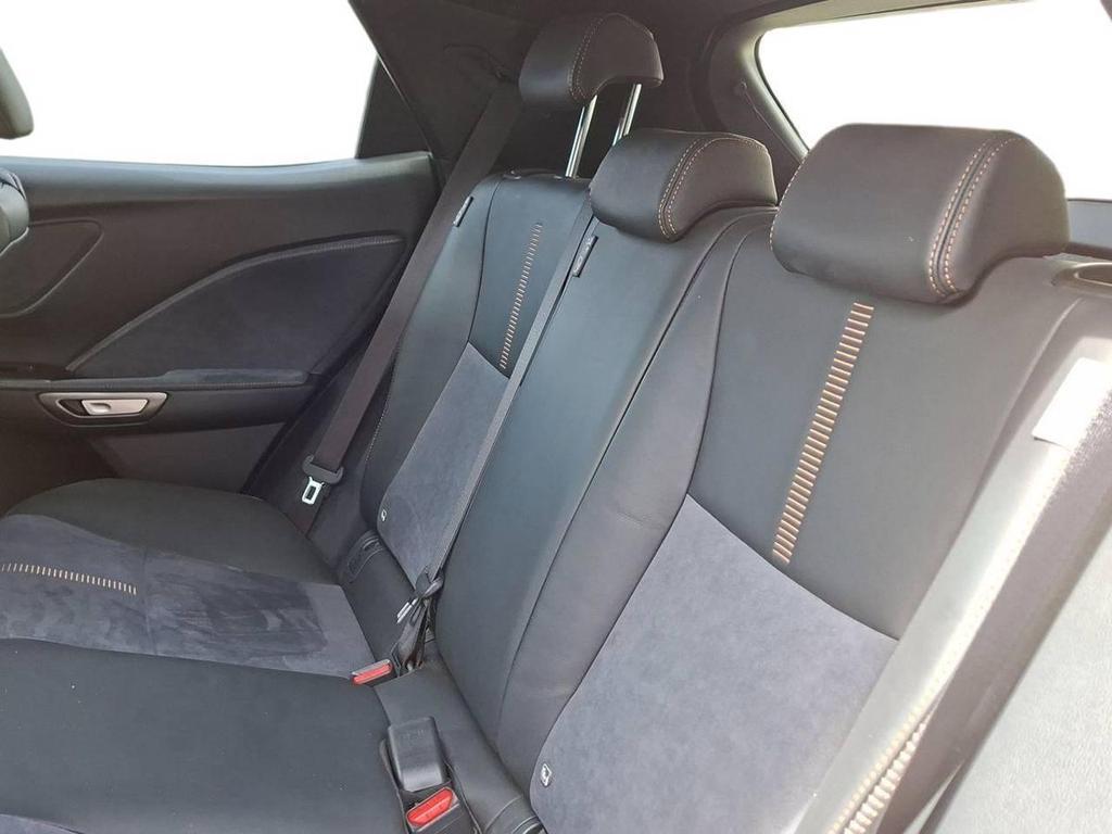 Lexus LBX 1.5 Hybrid Emotion 2WD