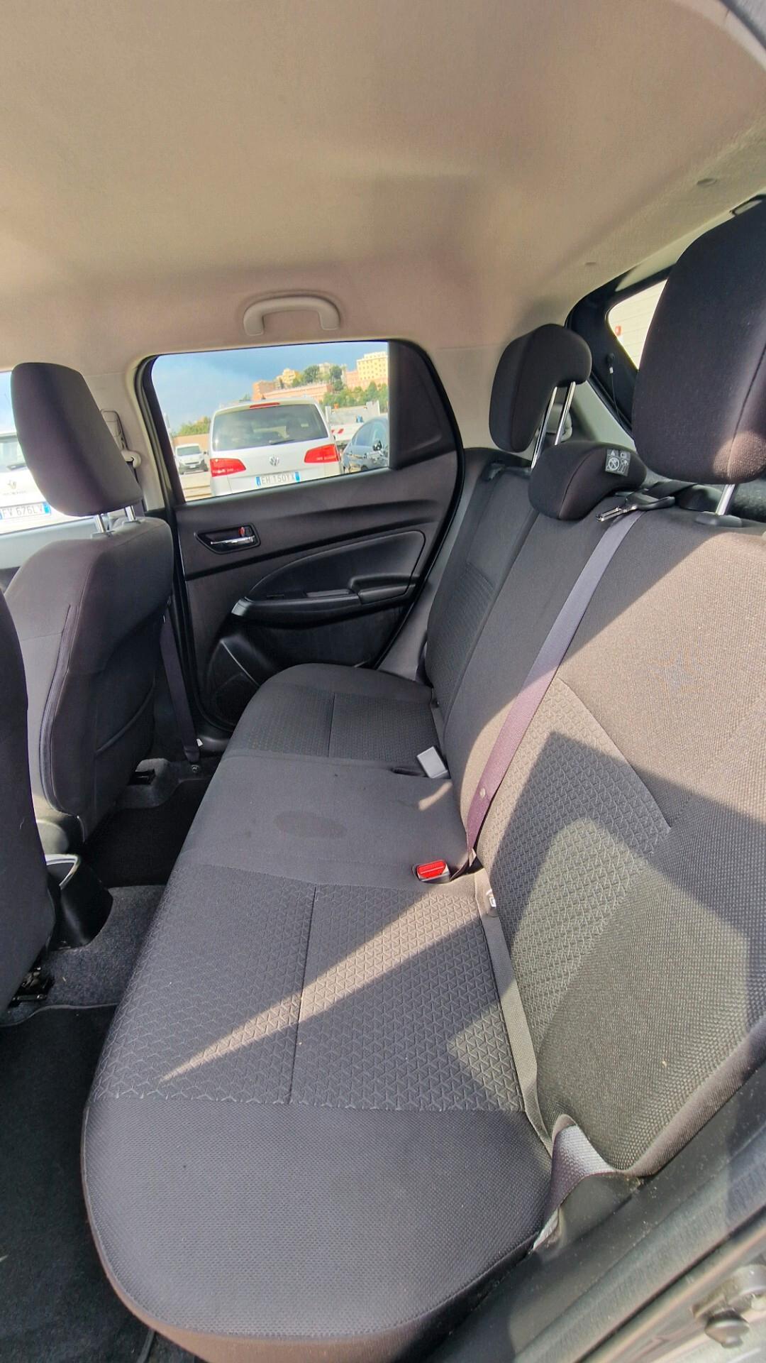 Suzuki Swift 1.2 Hybrid Top