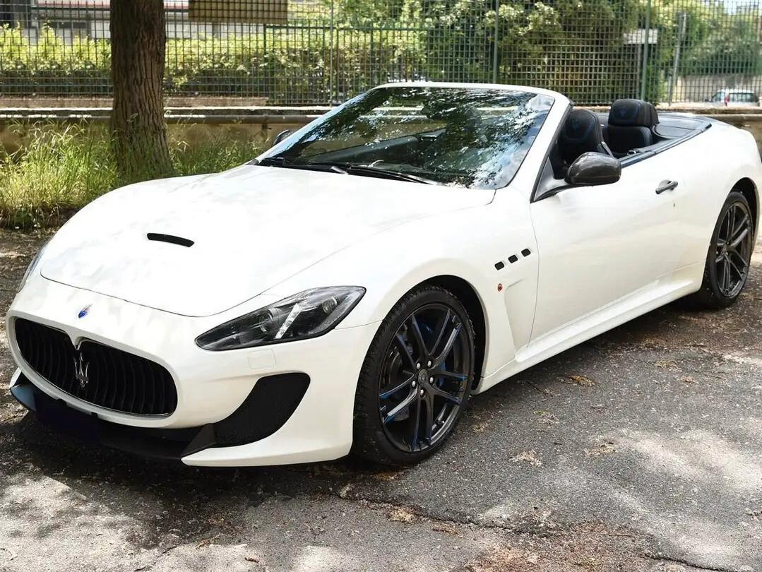Maserati GranCabrio 4.7 V8 MC