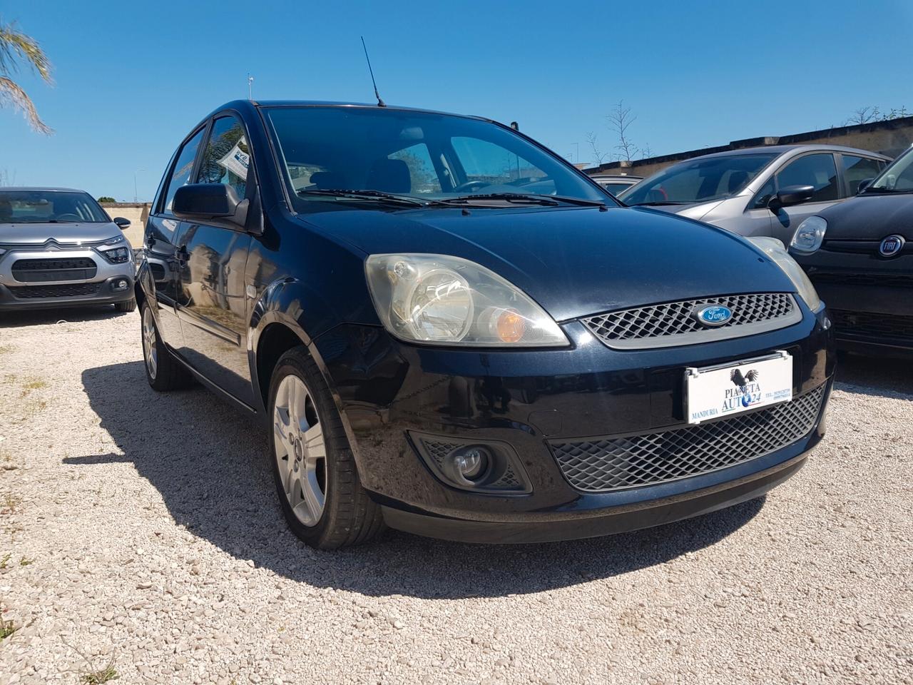 Ford Fiesta 1.4 Tdci 70cv Clima Cerchi 5p.