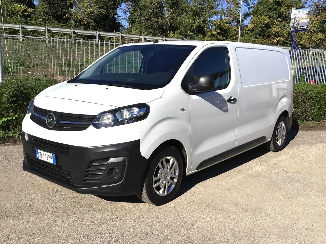 Opel Vivaro 1.5 120cv L2H1 port. 1004