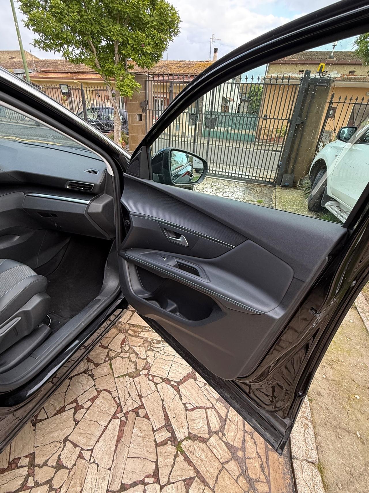 Peugeot 3008 BlueHDi 130 S&S Allure