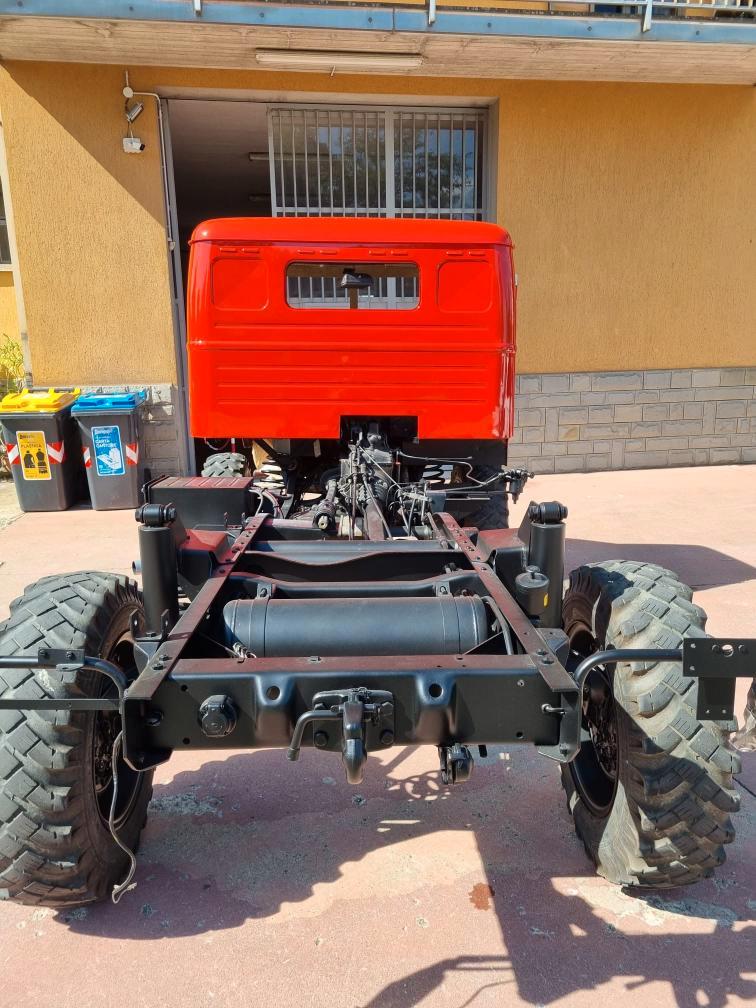 Mercedes Unimog 404 1.U82 404 Unimog 2.2 6 cil. 4x4 Mezzo da lavoro ASI/CRS