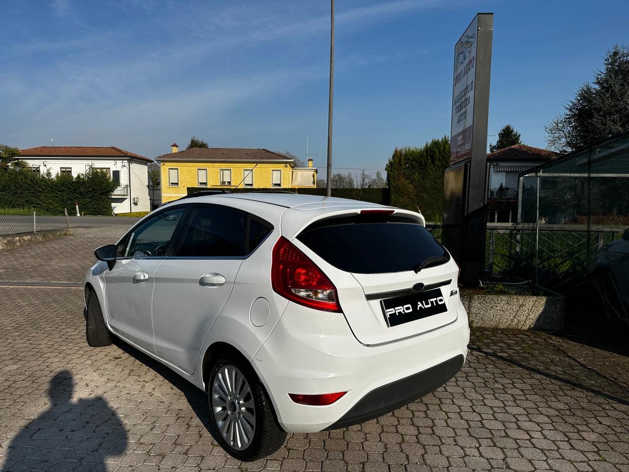 Ford Fiesta 1.2 82 CV 5 porte Titanium