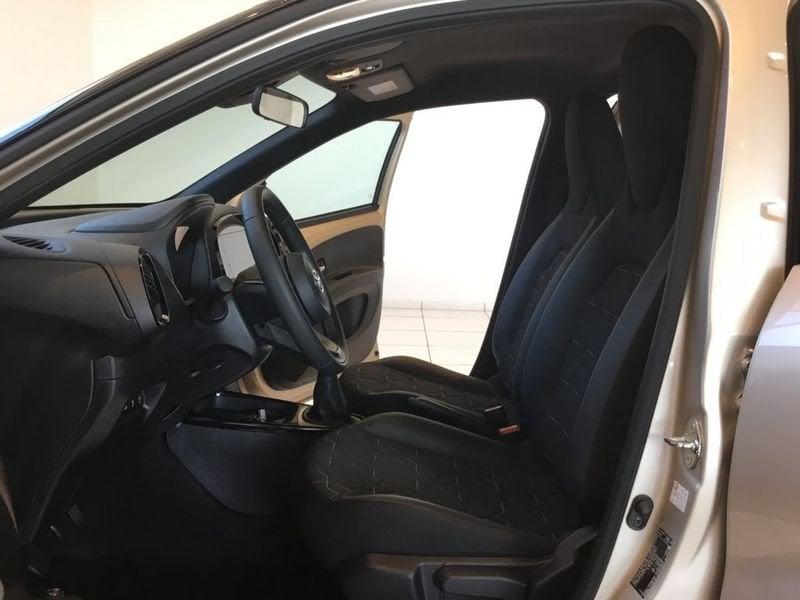 Toyota Aygo X 1.0B (72 CV) Lounge Air