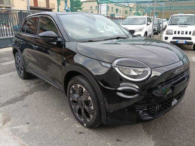 FIAT 600 Hybrid DCT MHEV La Prima