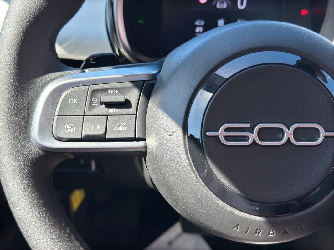 Fiat 600 1.2 hybrid La Prima 110cv AUTOMATICA E CARPLAY