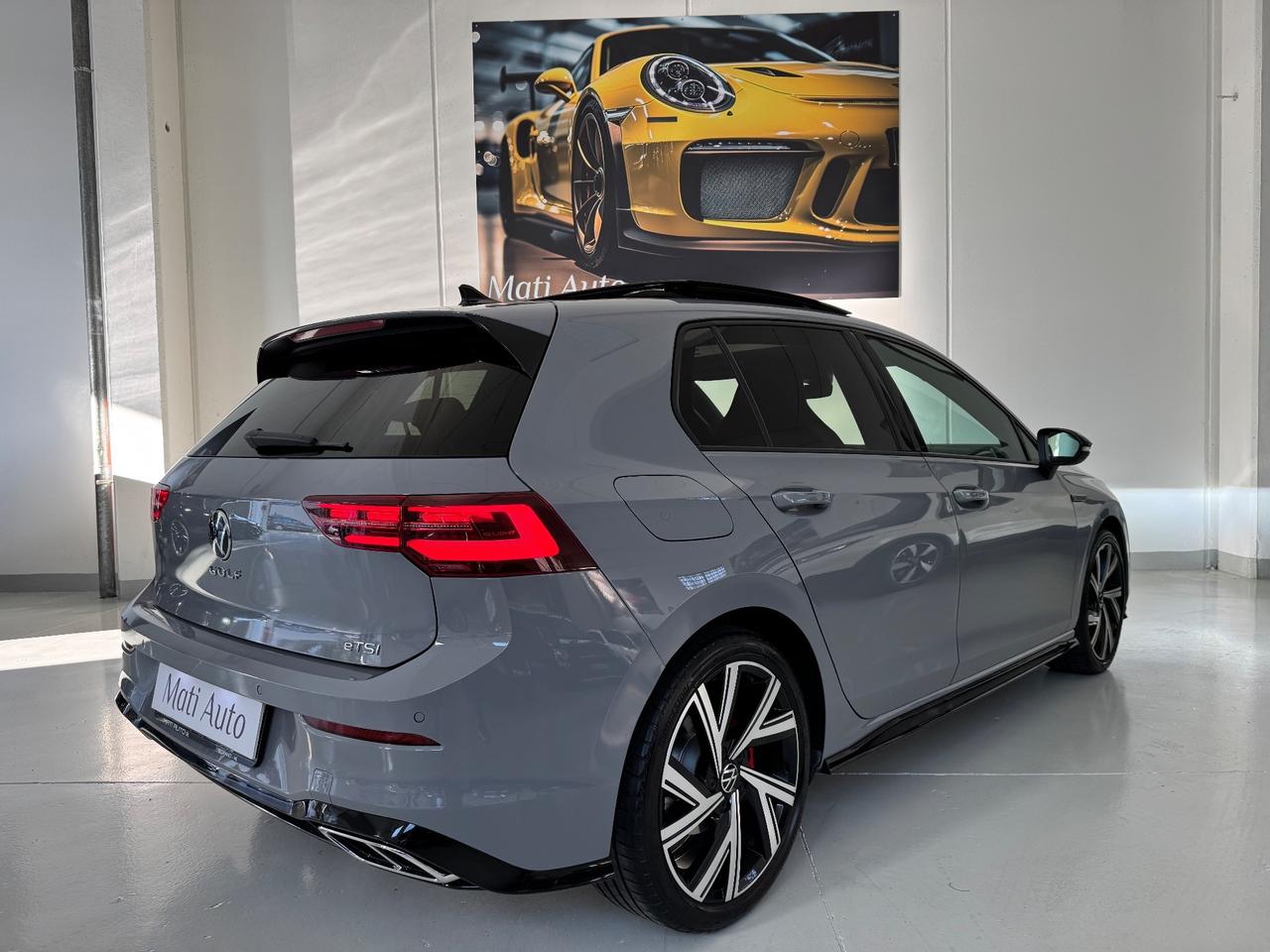 Volkswagen Golf 1.5 eTSI 150 CV DSG R-Line TETTO