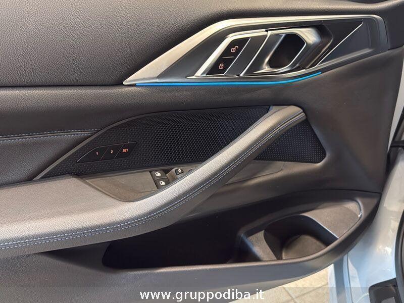 BMW Serie 4 G22 LCI 2024 Coupe 420d Coupe mhev 48V xdrive MSport auto