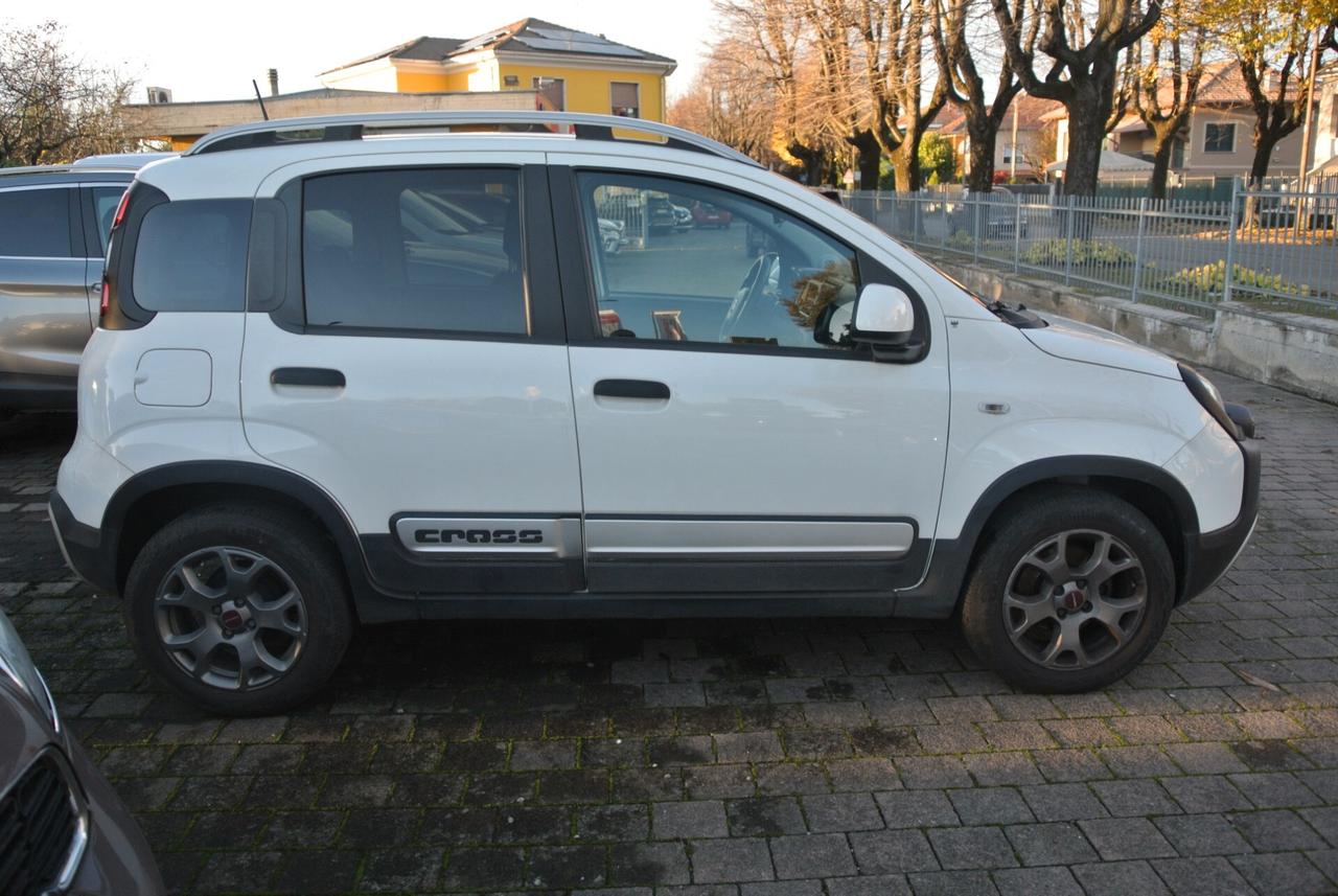 Fiat Panda Cross 1.0 FireFly S&S Hybrid