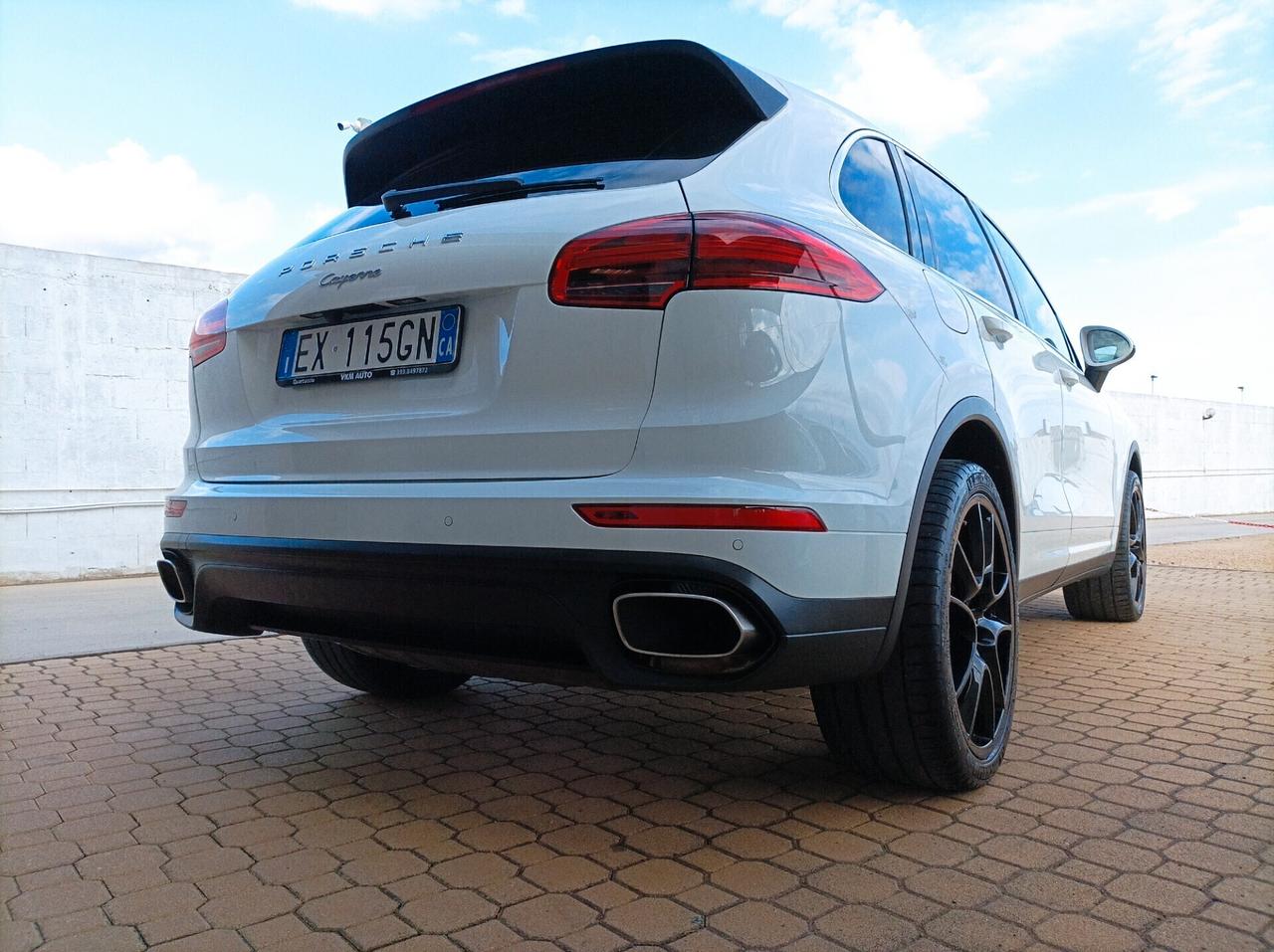 Porsche Cayenne 3.0 Diesel RESTYLING 250CV