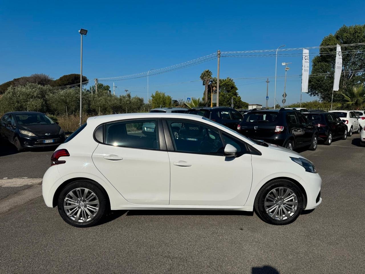 Peugeot 208 1.2 BENZINA 82CV 5P ACTIVE 2017