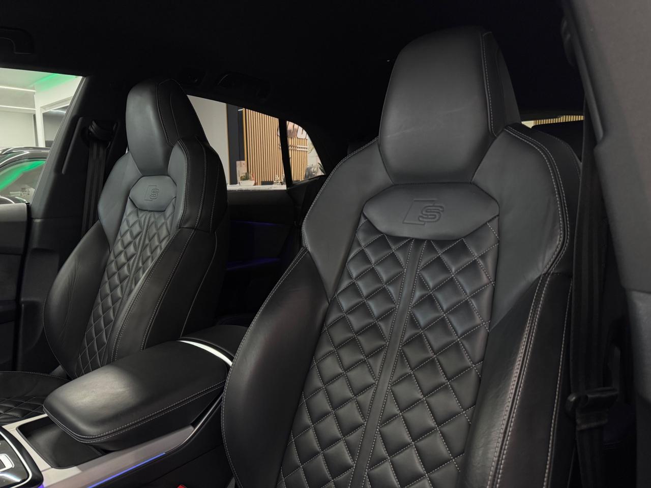 Audi Q8 50 TDI 286CV Quattro TipTronic Sport Full Opt