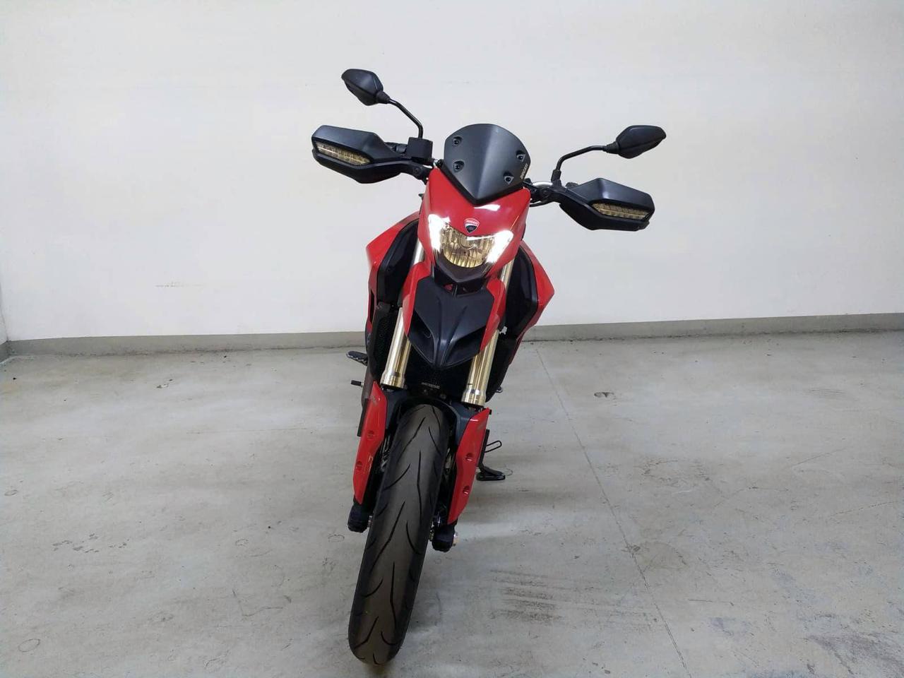 DUCATI Hyperstrada 939 SP