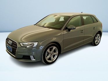 Audi A3 30 1.6 TDI Business S tronic