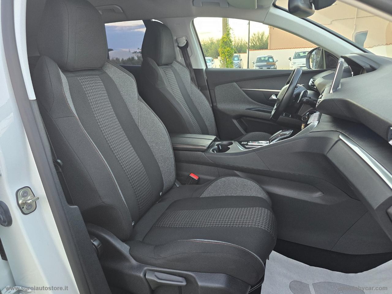 PEUGEOT 3008 BlueHDi 130 S&S EAT8 Business