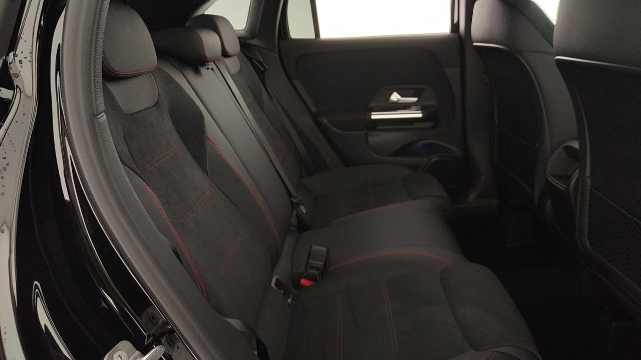 Mercedes-Benz GLA 200 d Automatic 4MATIC