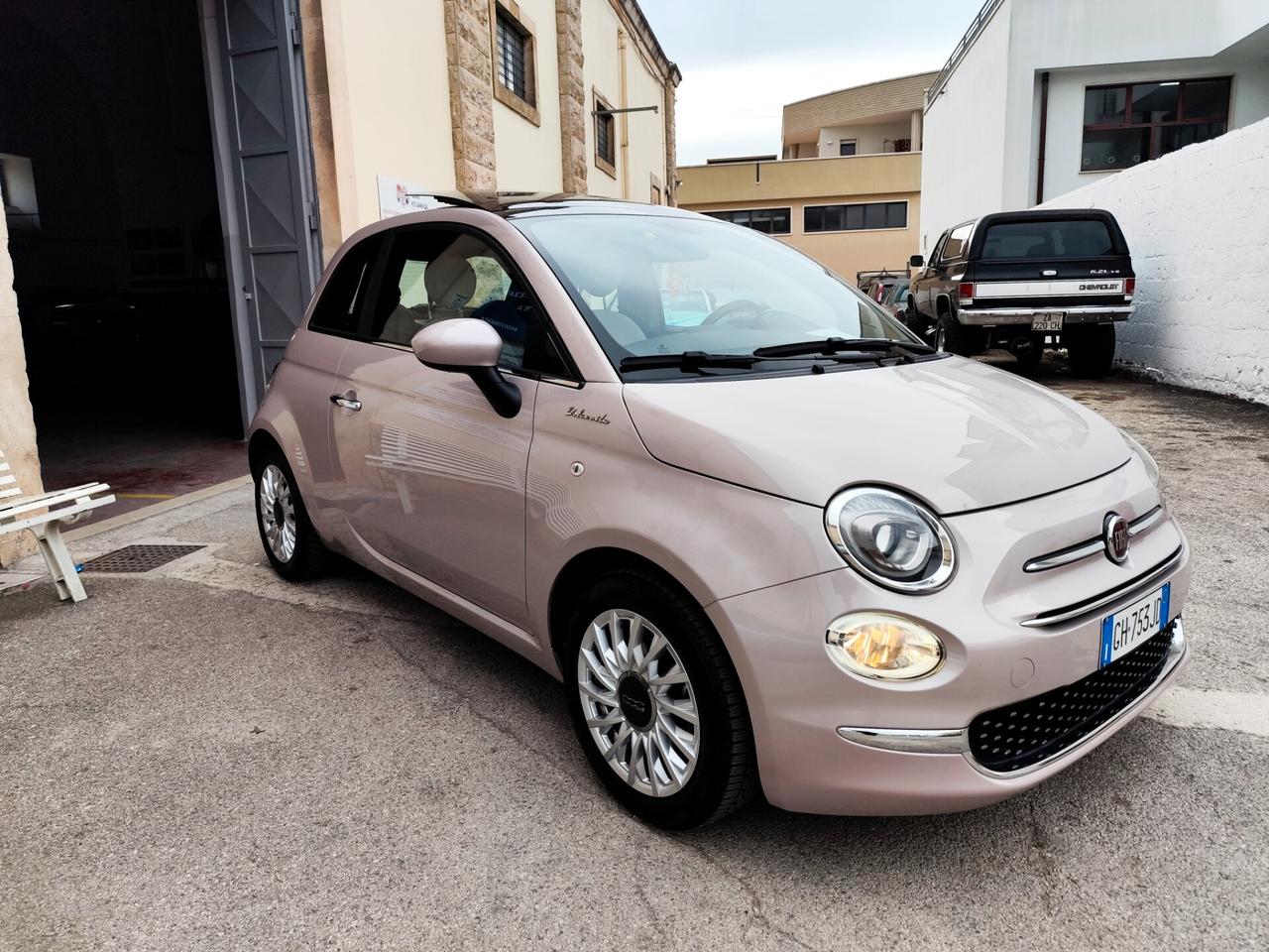 Fiat 500 1.0 Hybrid Dolcevita